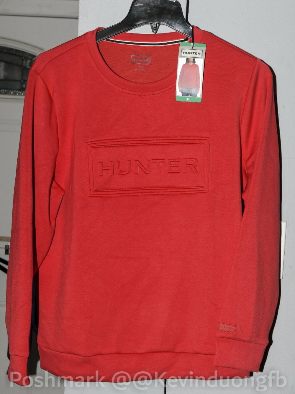 Hunter Women's Embossed Pullover 3D Embossed Logo